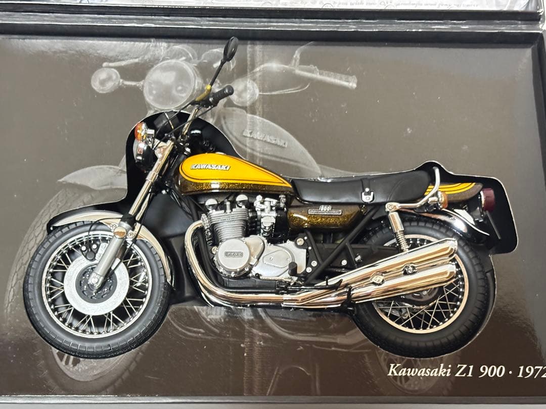 ミニチャンプス　オートバイ 1/12 Kawasaki Z1 900