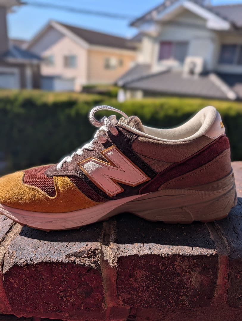 new balance 770.9 ブラウン/イエロー スニーカー、28.5cm