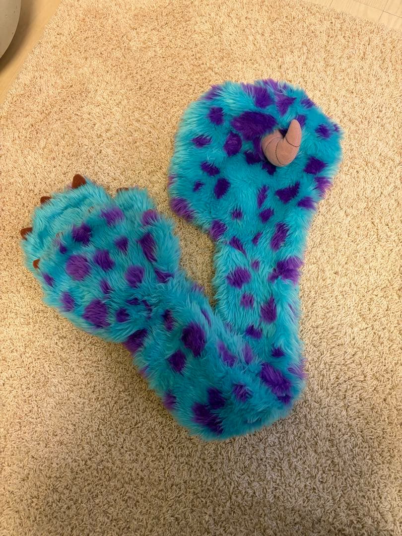 ディズニー モンスターズインク サリー マフラーファンキャップ - メルカリ