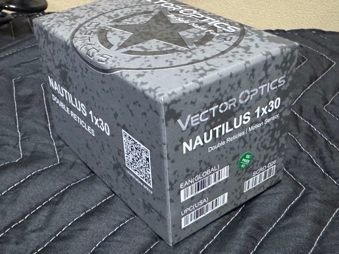 VectorOptics Nautilus 第三世代　1x30 ダブルレティクル