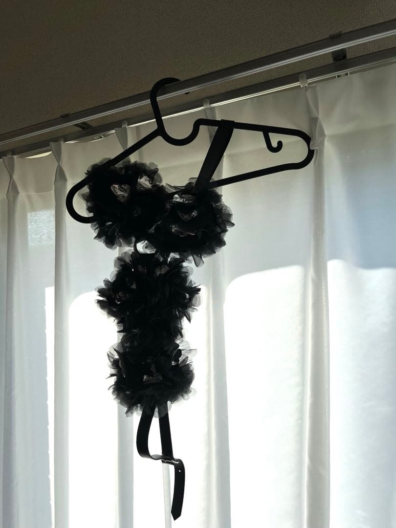 noir kei ninomiya伊勢丹新宿限定 フラワーレザーハーネス