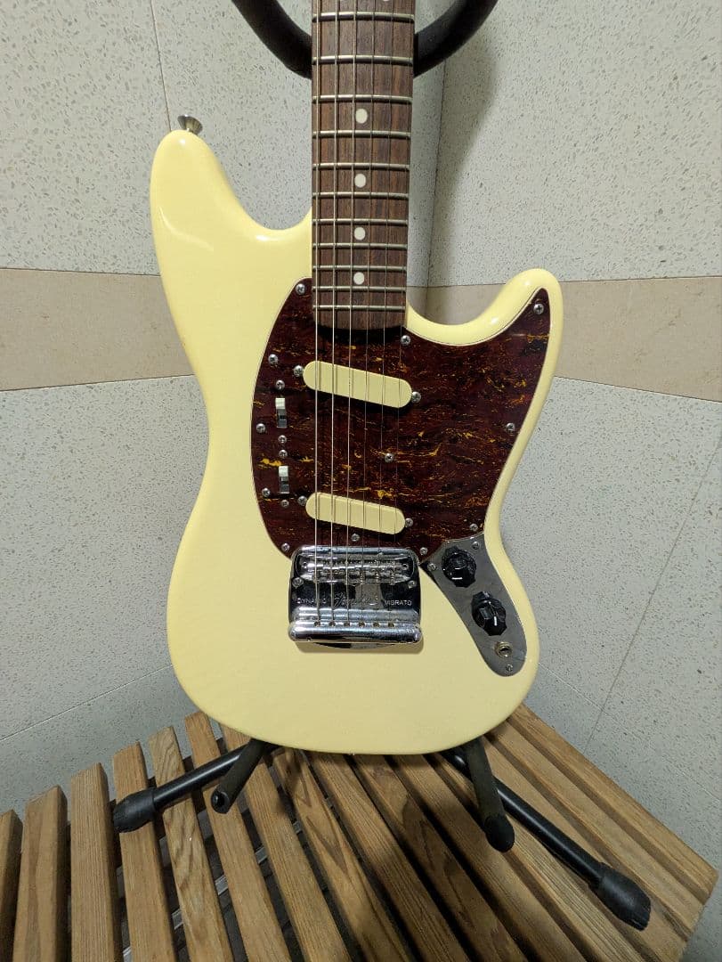 Squier Classic Vibe Mustang フェンダームスタング
