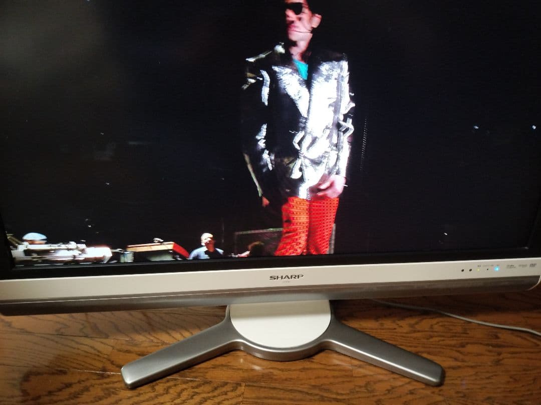 SHARP AQUOS 液晶テレビ 37本体 ホワイトボディ世界の亀山工場 - メルカリ