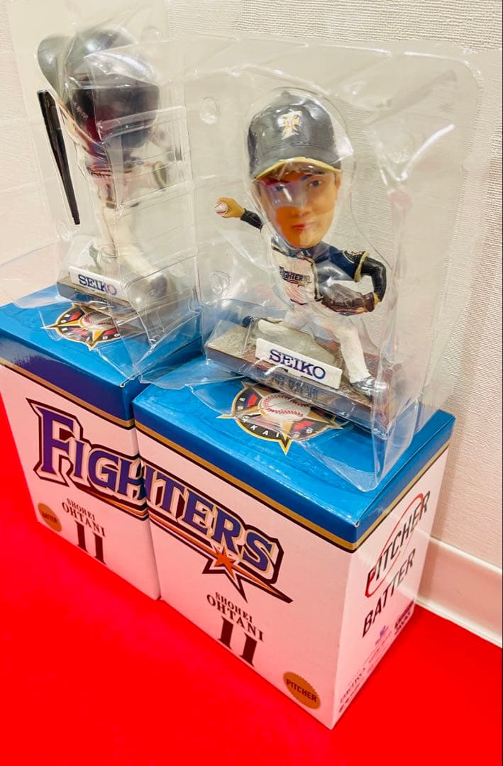 大谷翔平 OHTANI 日ハム時代　ボブルヘッド人形　SEIKOロゴ　二刀流2体