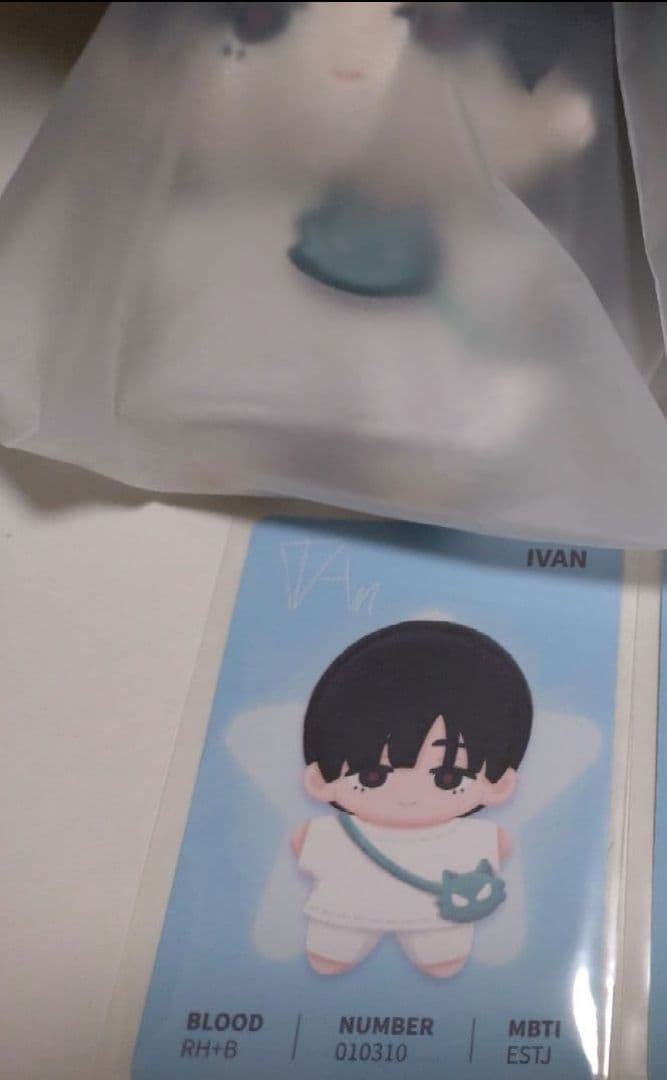 エイリアンステージ イヴァン ティル イヤホンケース 中国 上海ポップアップ