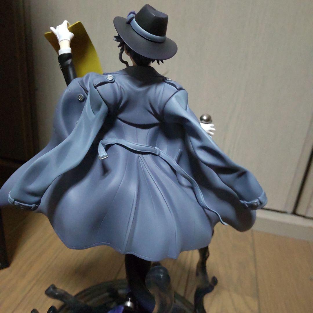 ツイステ アズール・アーシェングロット 1/8スケールフィギュア - メルカリ