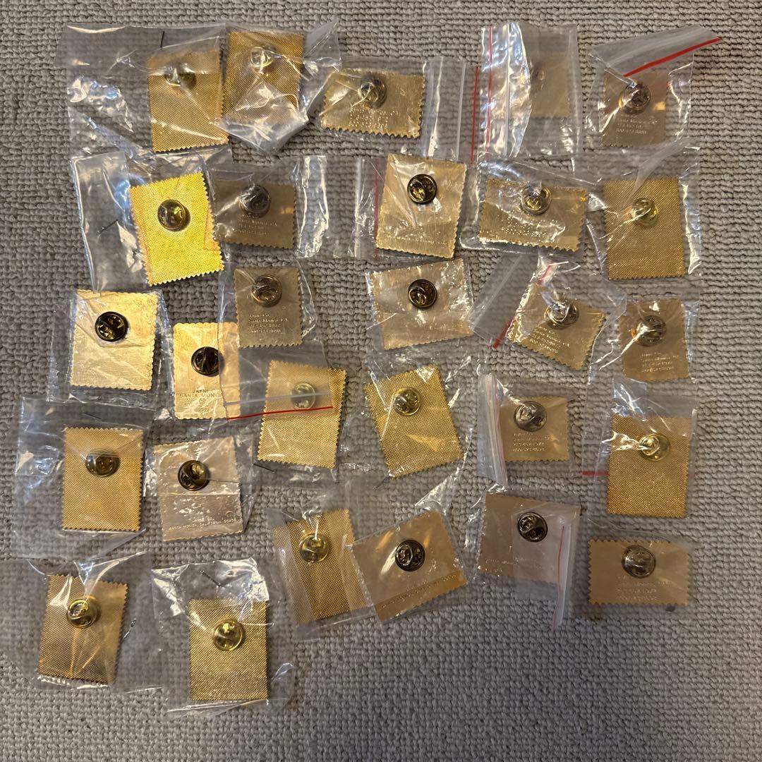 ディズニービンテージ　切手シリーズ　ピンズ　28個セット