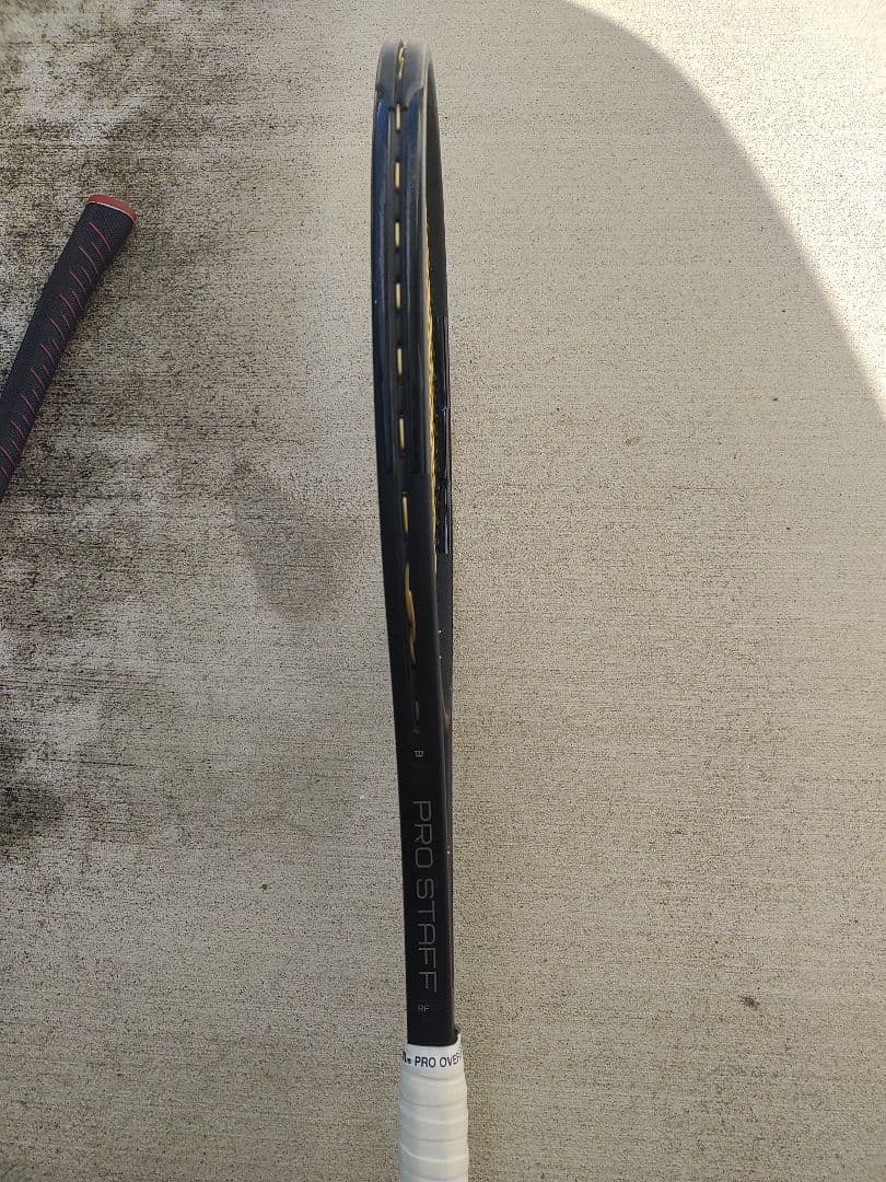 Wilson Prostaff RF97 v11 スイス旗あり グリップ3