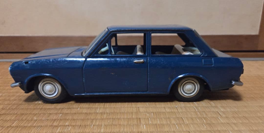 T*y様 【年代物】増田屋 ブリキ ダットサン サニー1000 車