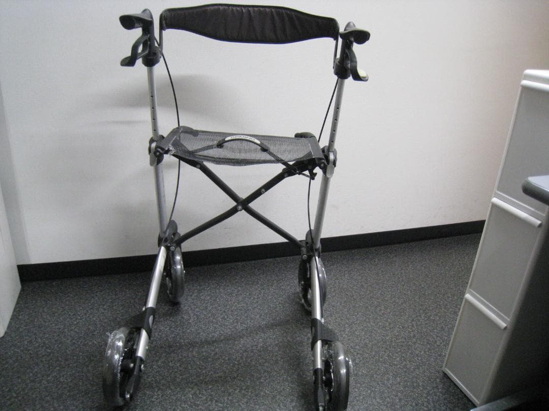 ハンディウォークL GEMINO 30 歩行器 歩行車 パナマウントベッド