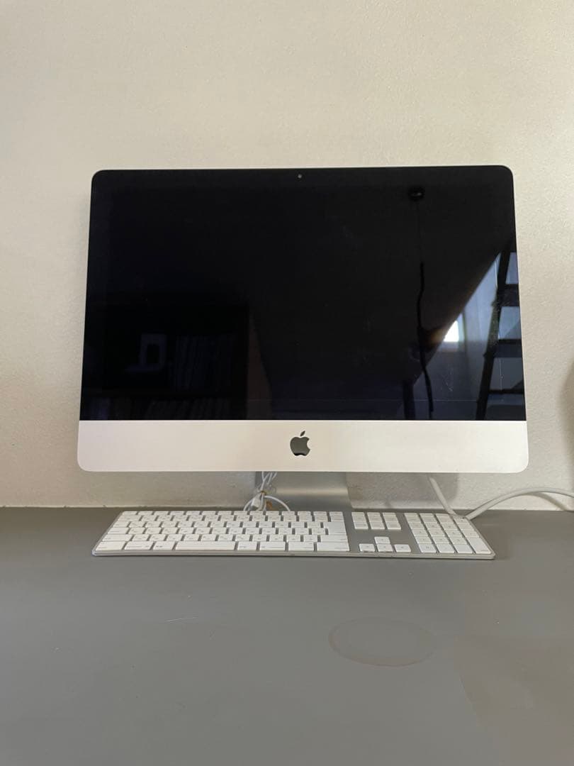 スマホ・タブレット・パソコン iMAC late2013 21.5inch ME086J/A