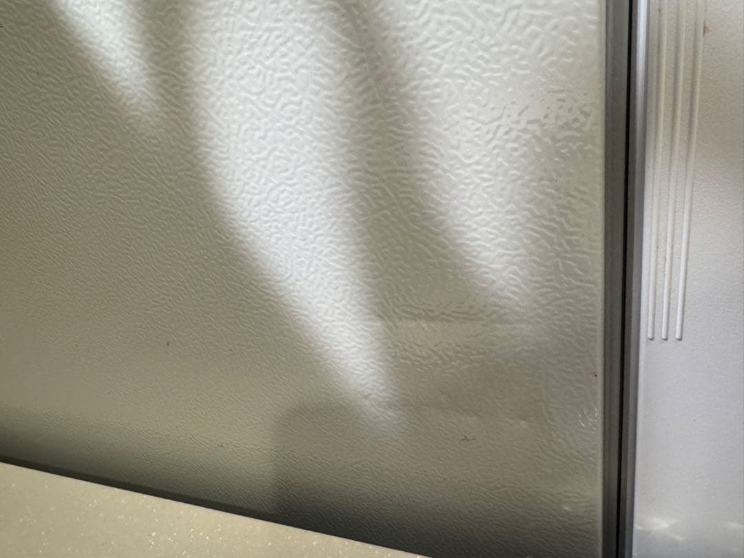 シャープ冷蔵庫 137ℓ SJ-D14F-S【東京都内】