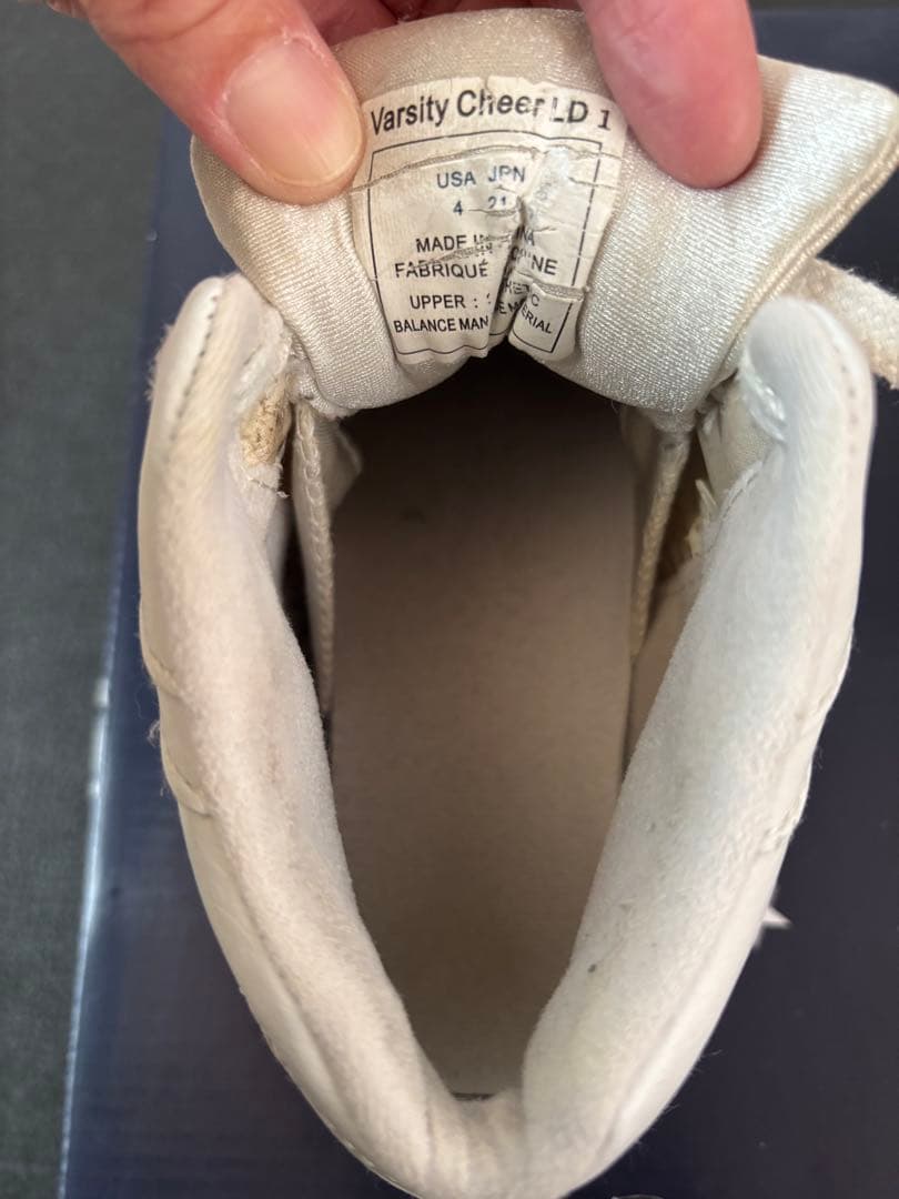 【‼️値下げ‼️】チアシューズ　varsity 21.0cm
