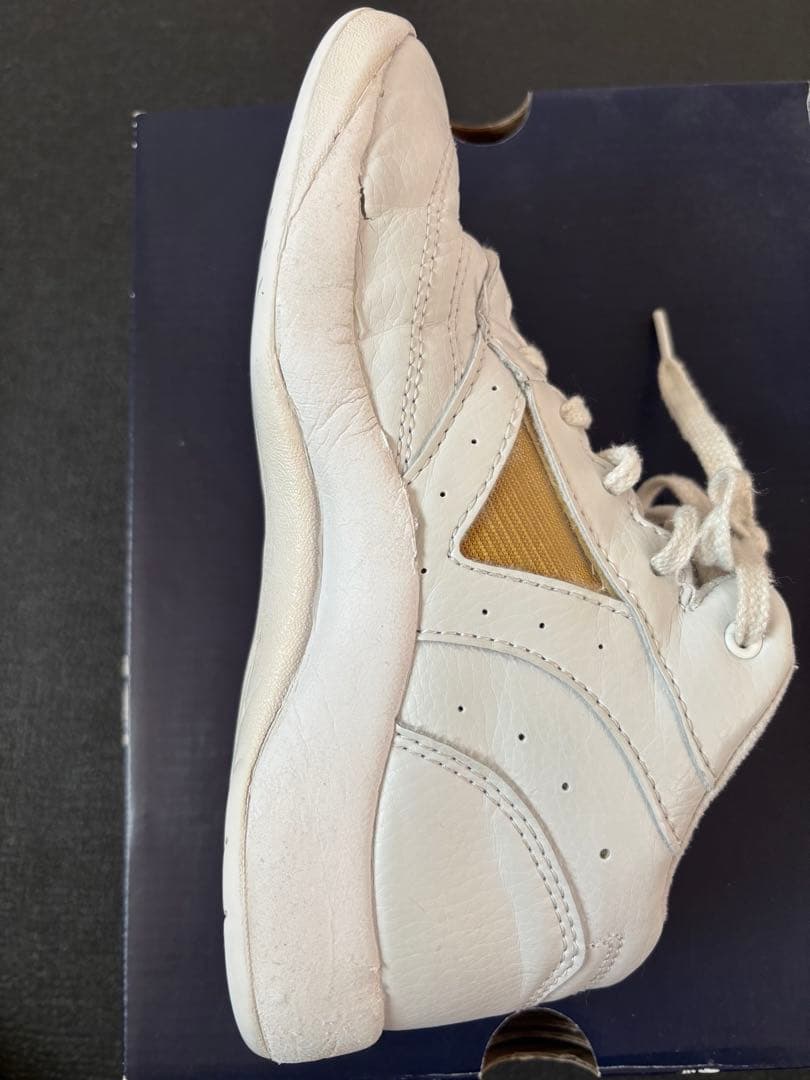 【‼️値下げ‼️】チアシューズ　varsity 21.0cm