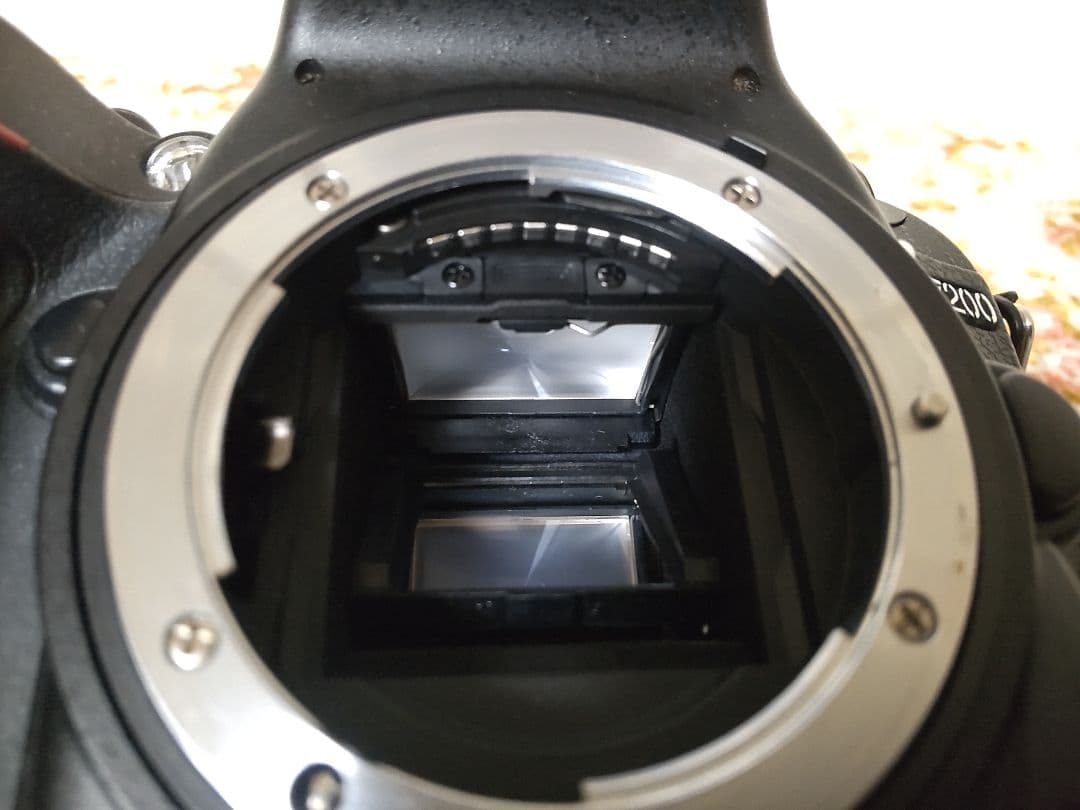 ニコン D7200 + 18-105mm f/3.5-5.6 + 純正バッテリー