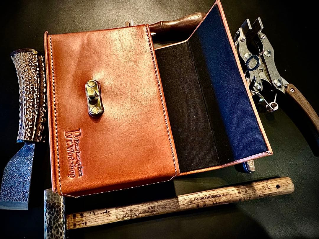 在庫入れ替えSALE！Pvt.Workshop 極　本革　デッキケース