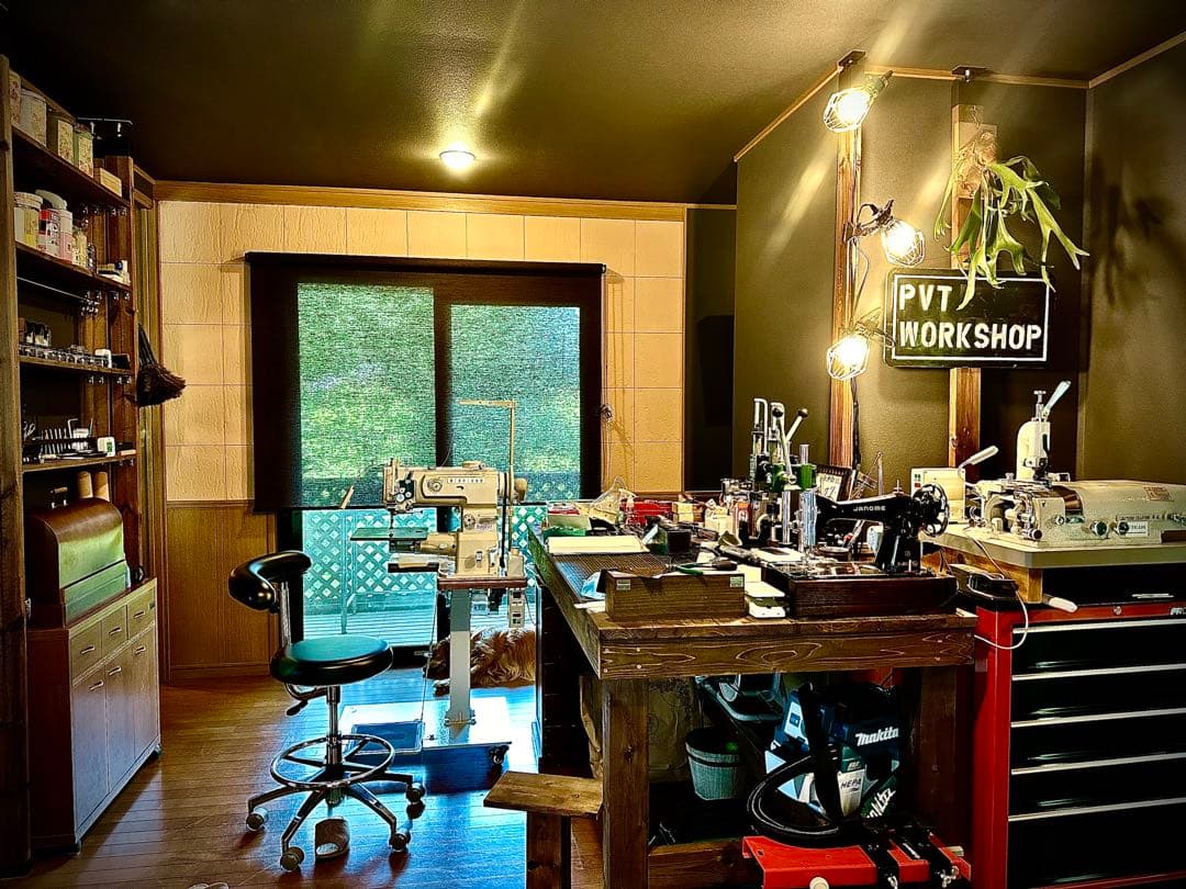 在庫入れ替えSALE！Pvt.Workshop 極　本革　デッキケース