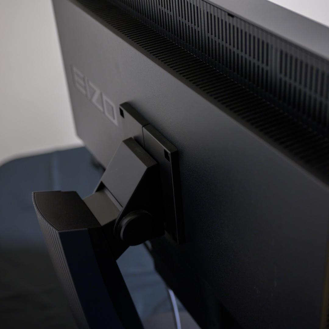 EIZO ColorEdge CX241① 【プロ使用／使用時間12840時間】 - メルカリ