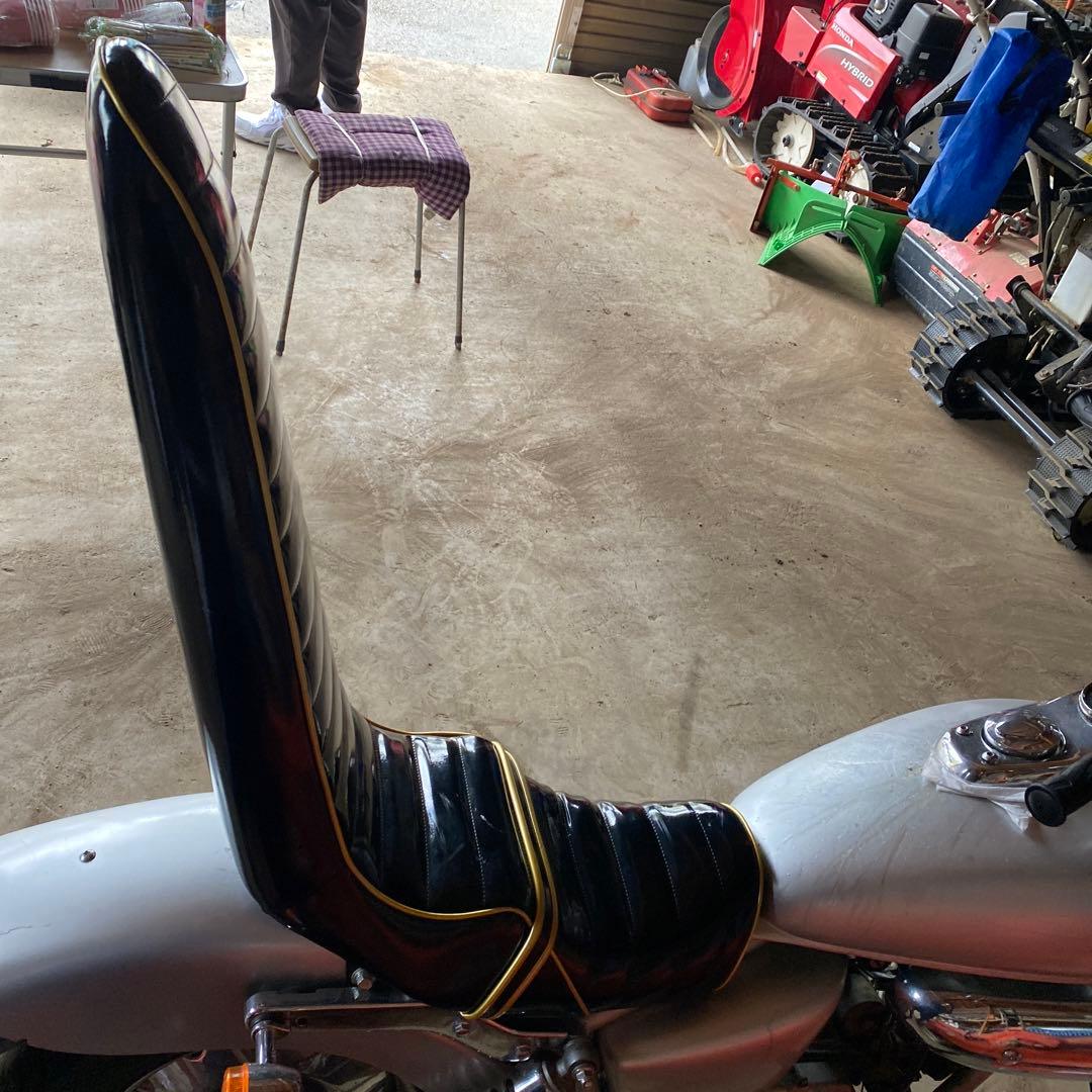 よっちゃんいか様専用 エイプ50.マグナ50用三段シート - メルカリ