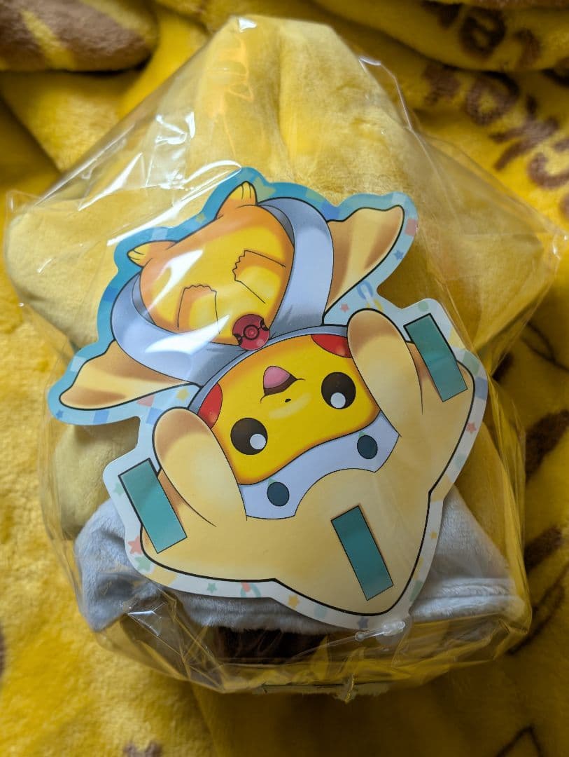 ポケモンセンタートウホク　ピカチュウ ジラーチ タグ付き ぬいぐるみ 美品
