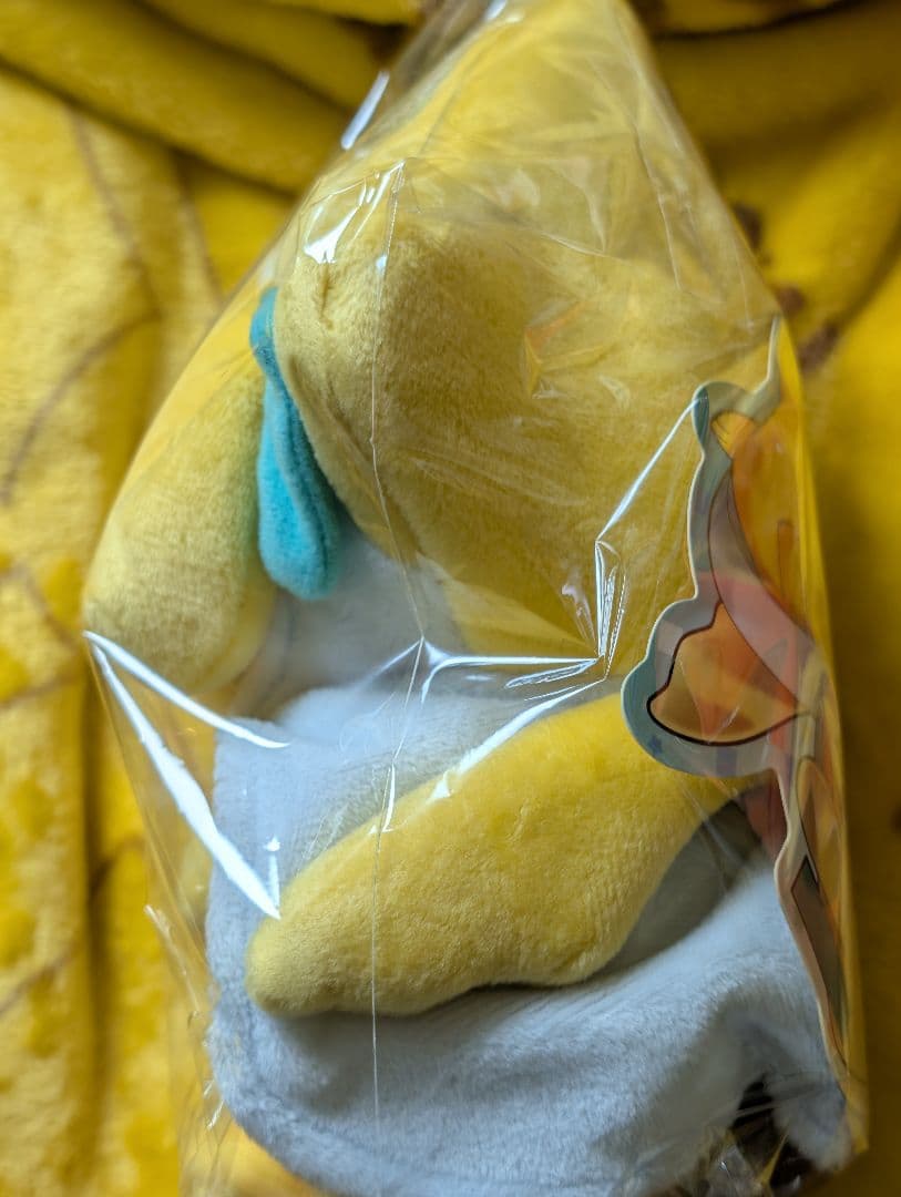 ポケモンセンタートウホク　ピカチュウ ジラーチ タグ付き ぬいぐるみ 美品