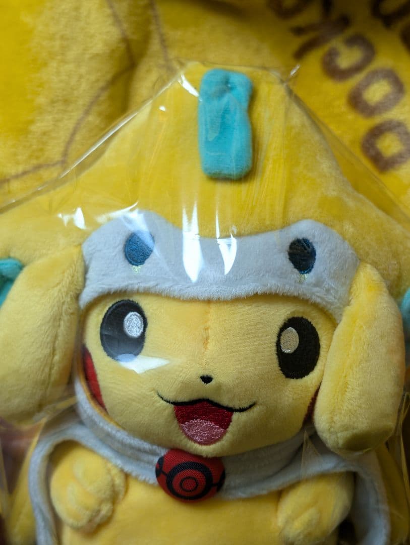 ポケモンセンタートウホク　ピカチュウ ジラーチ タグ付き ぬいぐるみ 美品