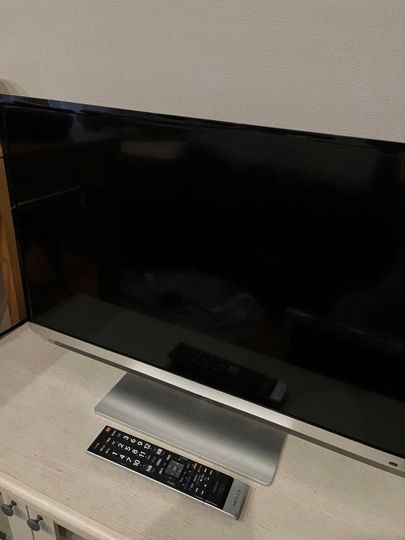 TOSHIBA 液晶テレビ　32J7 REGZA（レグザ） 【中古】〇即納〇 東芝 ハイビジョン液晶テレビ REGZA