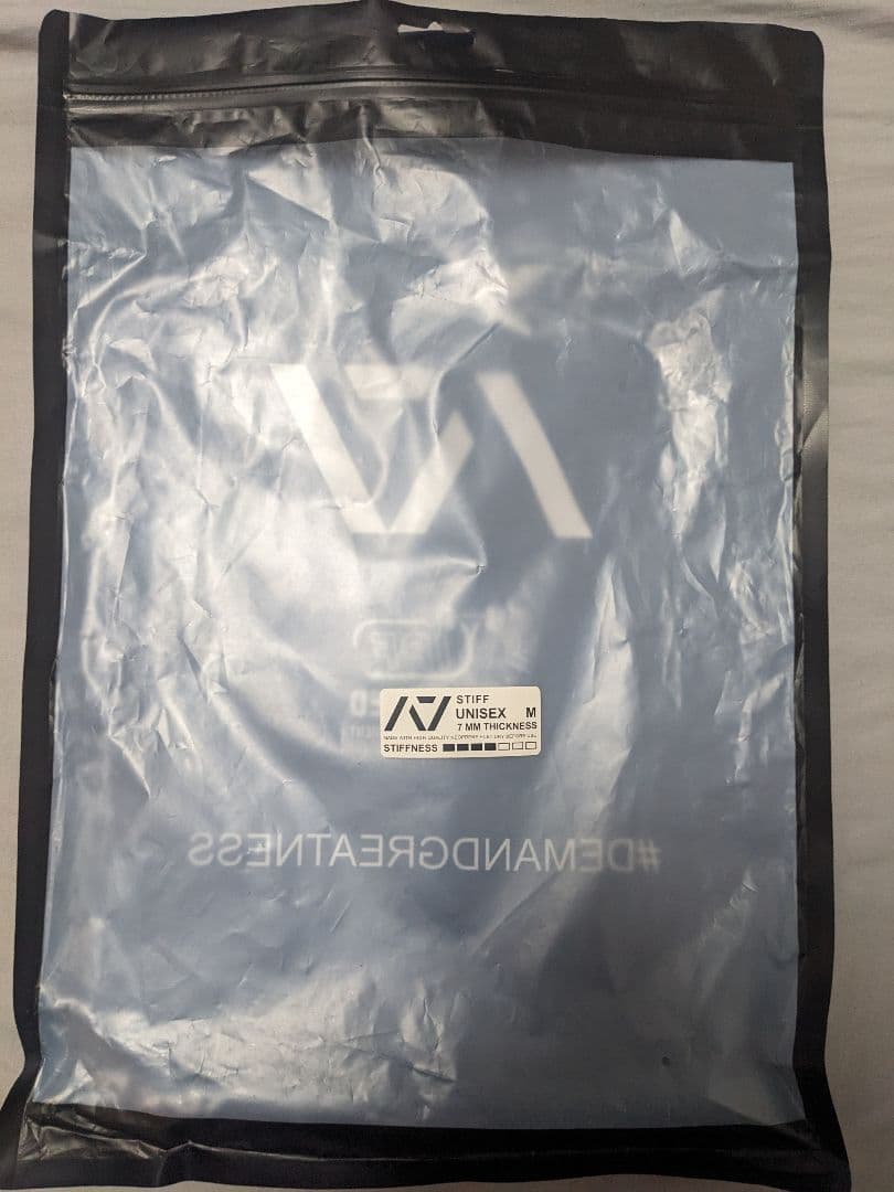 A7 HourGlass ニースリーブ Stealth sizeM - メルカリ