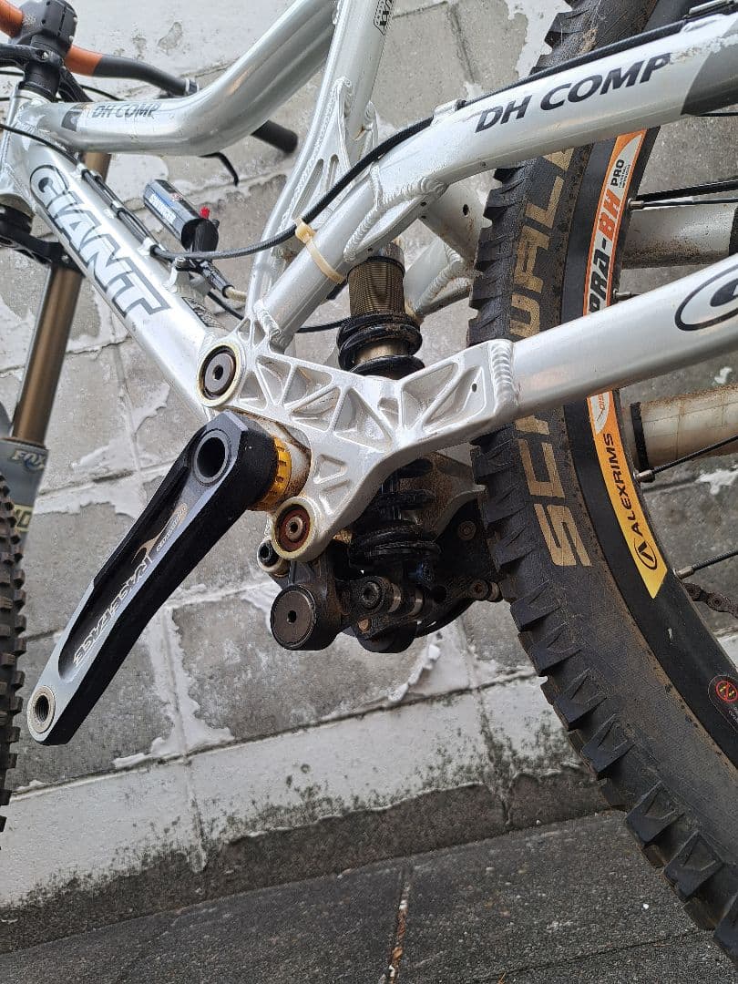 GIANT DH COMP FOX40フォーク Manitou SPVショック - メルカリ