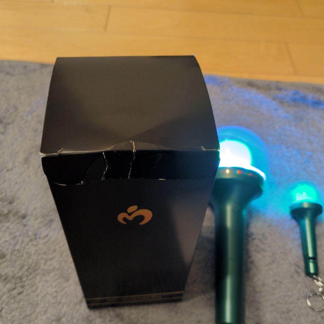 ミセスグリーンアップル公式ライトスティックとミニチュア