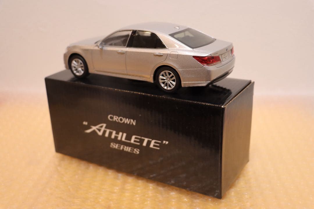 クラウンアスリート CROWN 210系 前期 カラーサンプルミニカー