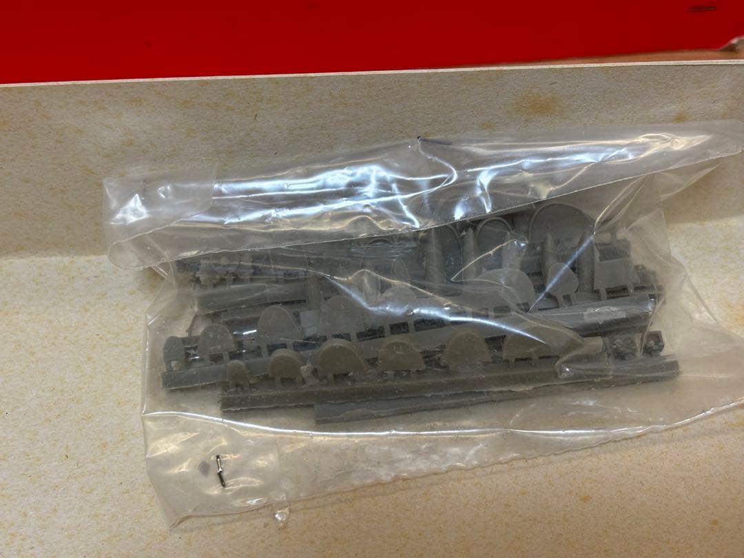 1/700 WWII イタリア海軍 航空母艦 アクイラ レジン製キット 未組立