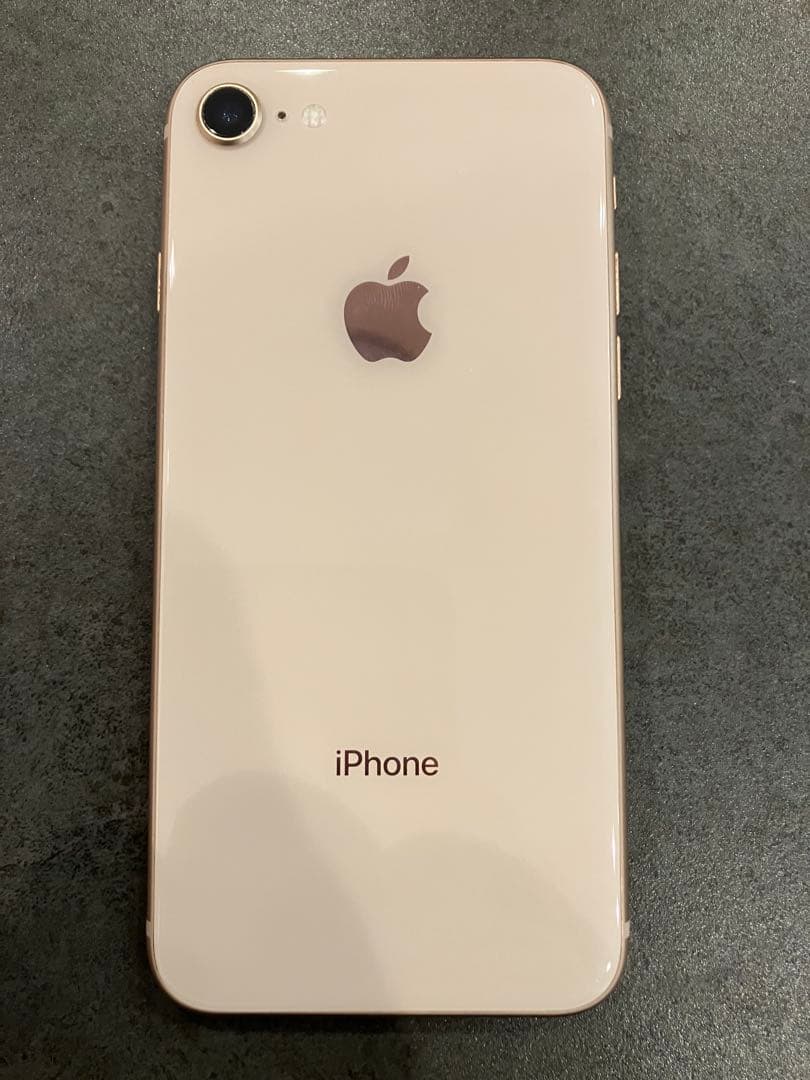 未使用 iPhone 8 ゴールド 箱付き - メルカリ