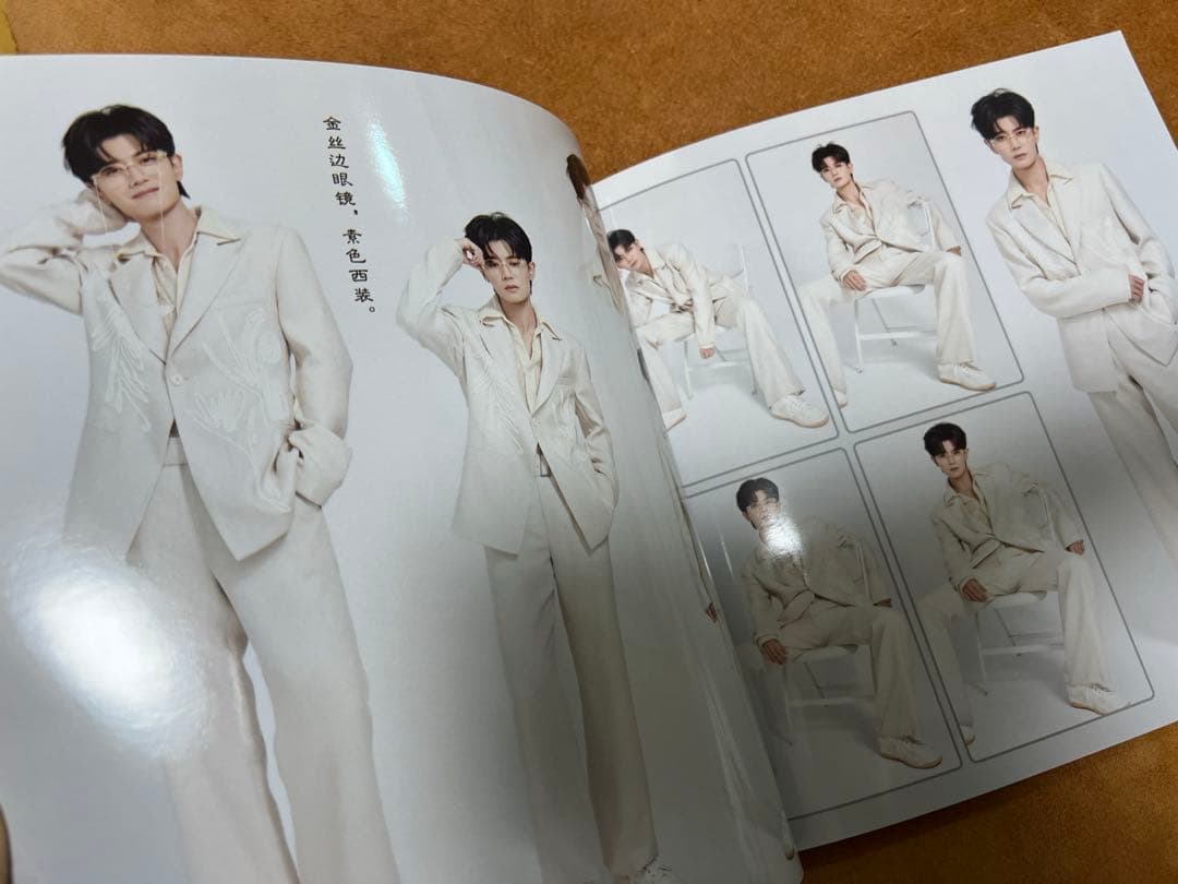 2023(一)アレン・レン（任嘉倫）個人写真集 正方形32p ALLEN写真集