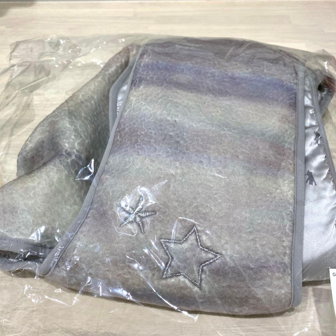 ずとまよ　Ginger Strings Boa Hoodie