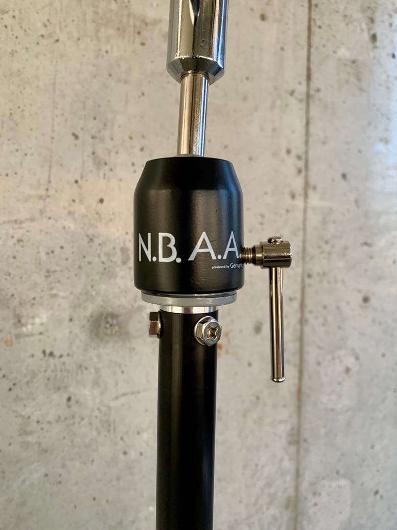 N.B.A.A スタンド クランプ ウィッグスタンド - メルカリ