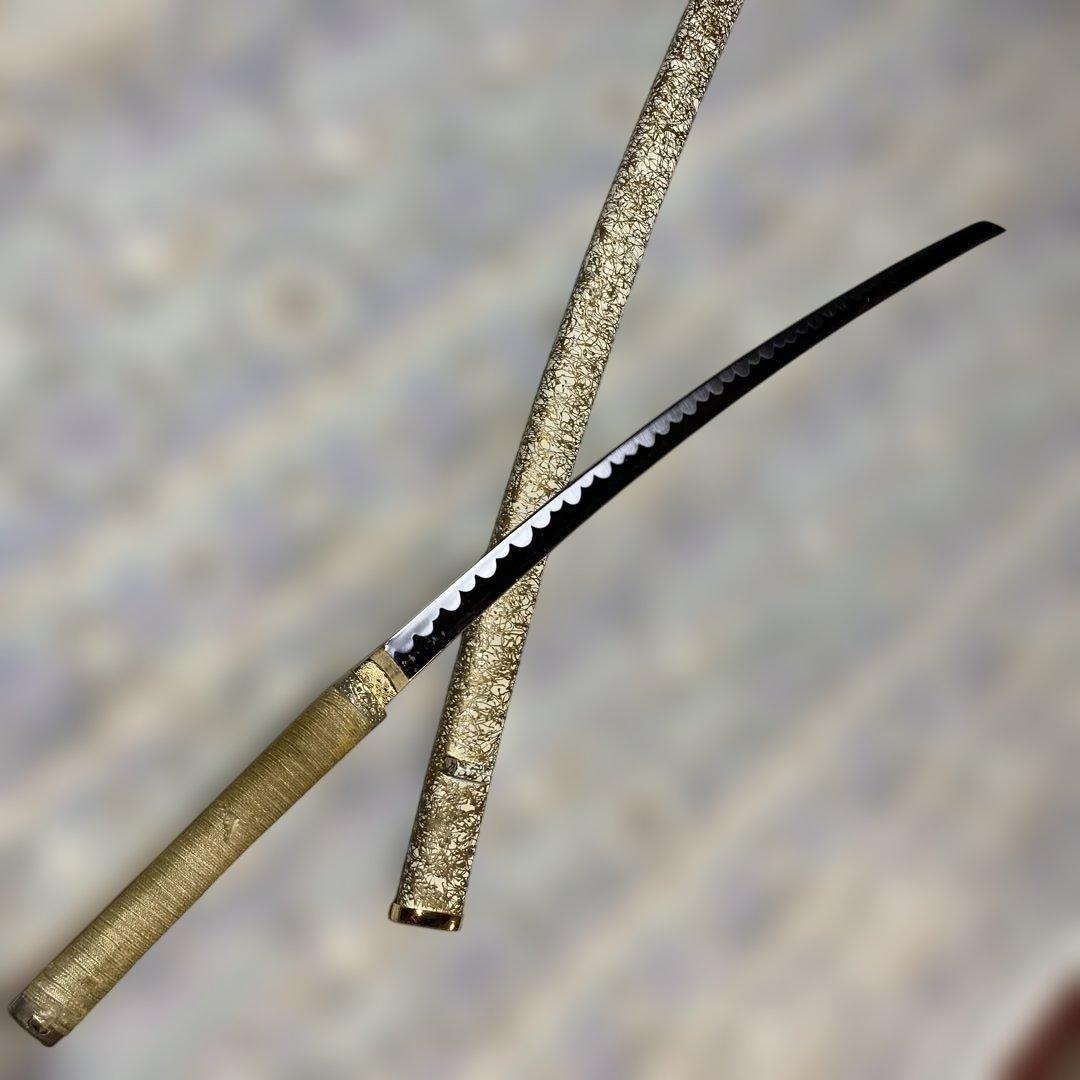 格安豪華版模造刀 黄色柄 鍔無し 金糸模様白鞘