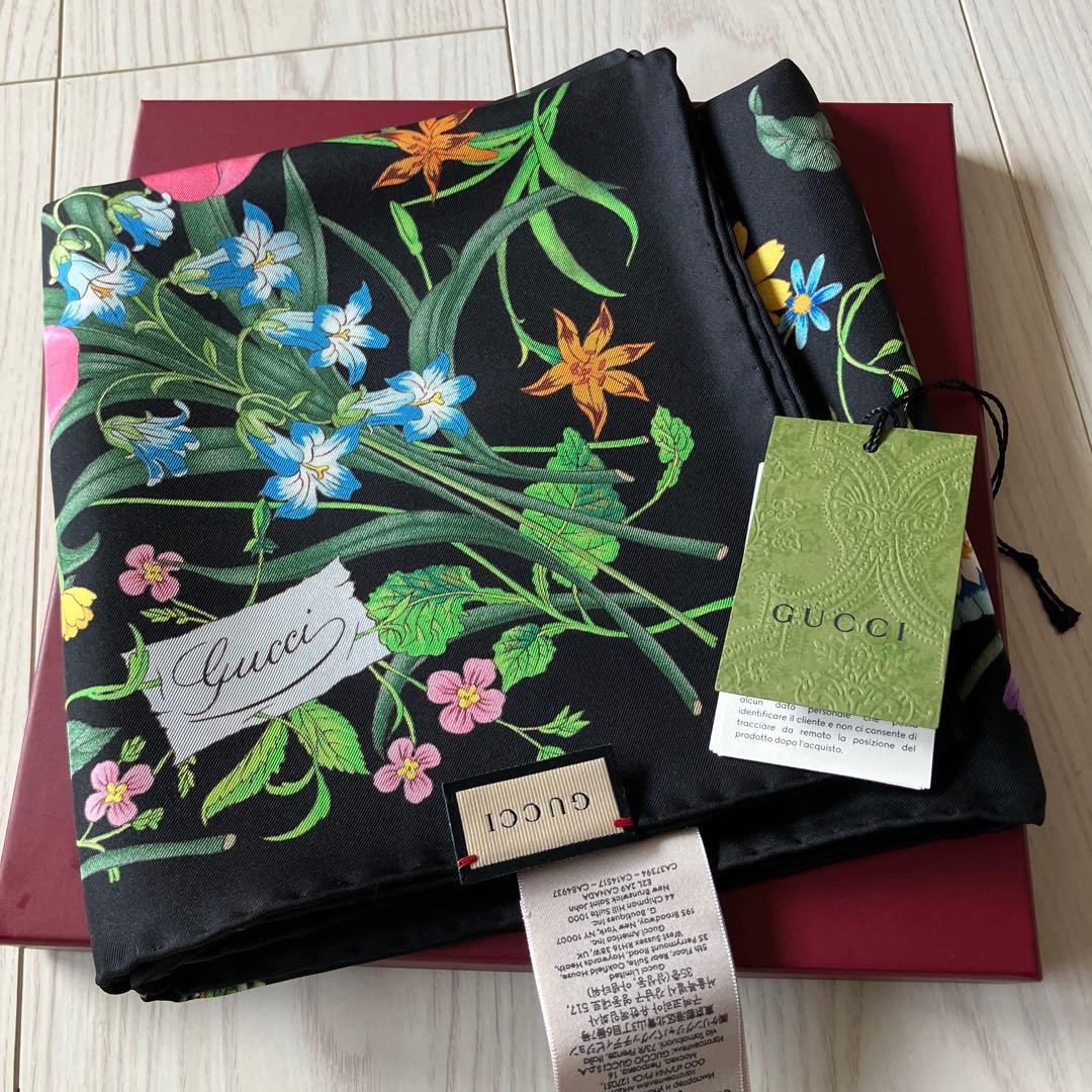 GUCCI 花柄 シルクスカーフ CA FLY FLORA - メルカリ