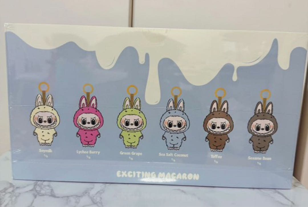 THE MONSTERS Exciting Macaron ラブブ