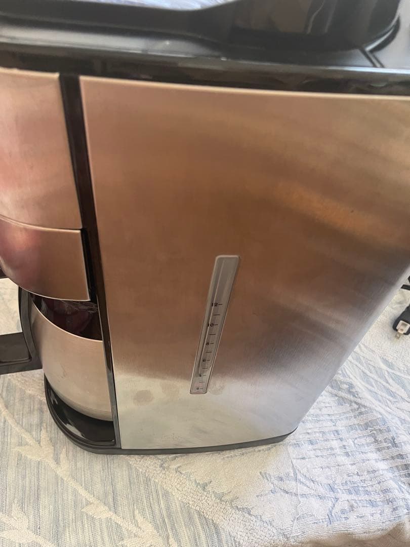 Cuisinart -クイジナート-ミル付きコーヒーメーカーDGB-900BC