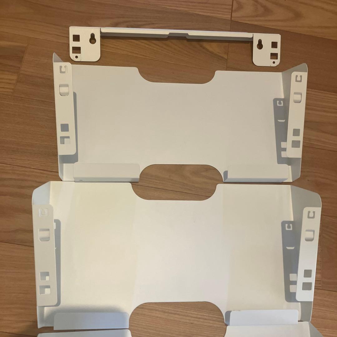 IKEA KVISSLE ウォールマガジンファイルラック 新聞ラック - メルカリ