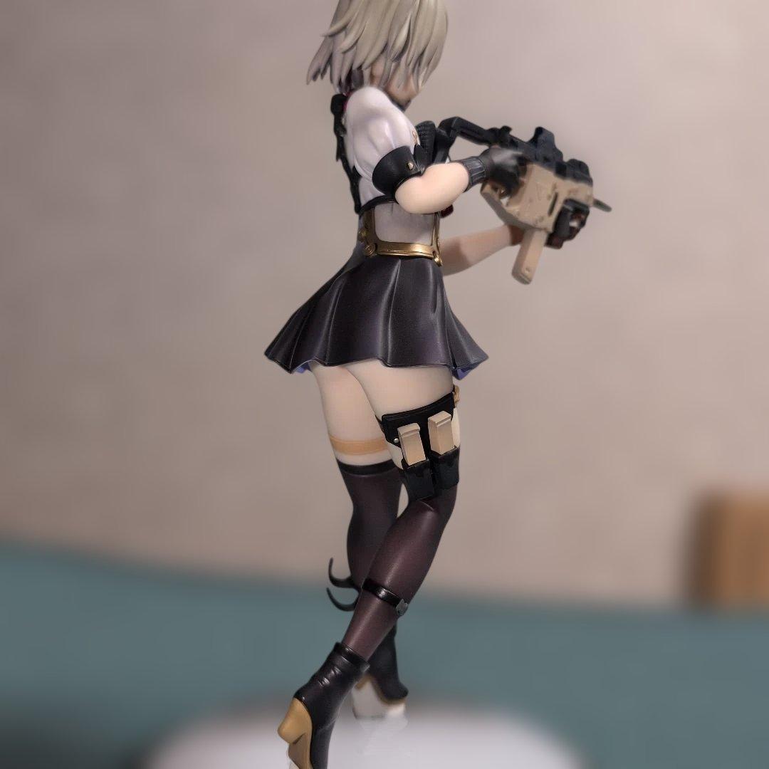 ドールズフロントライン　ベクター　フィギュア