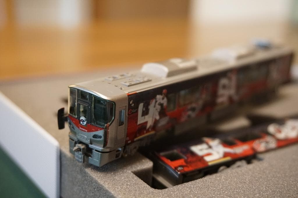 TOMIX 227系 「カ―プ応援ラッピングトレイン」2025年仕様 3両編成