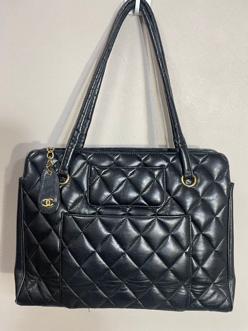 CHANELノベルティ　マトラッセ ココマーク 復刻トートバッグキャビアスキン