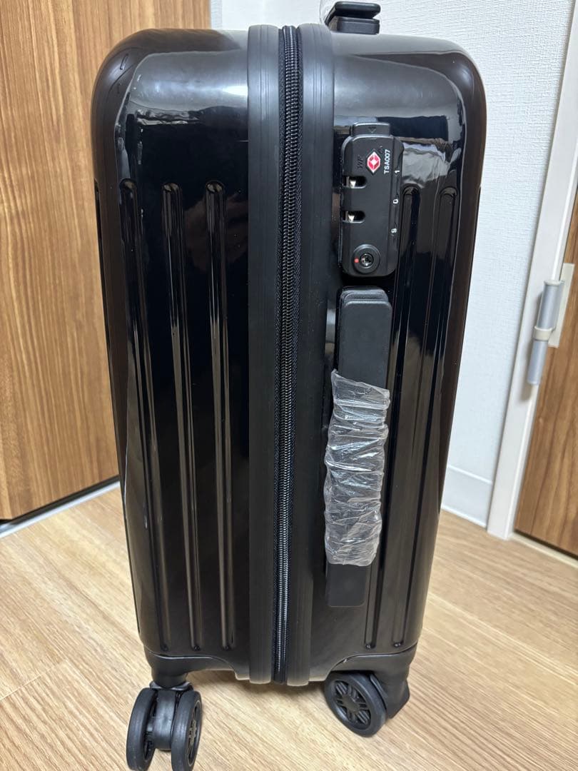 UNISON SQUARE GARDEN スーツケース　キャリーケース