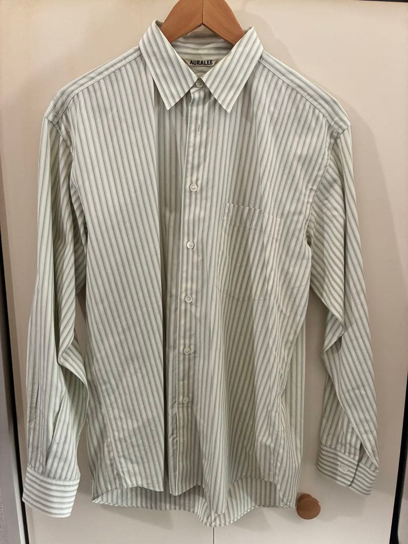 最終値下げ】AURALEEFINX STRIPE SHIRTS GREEN - メルカリ