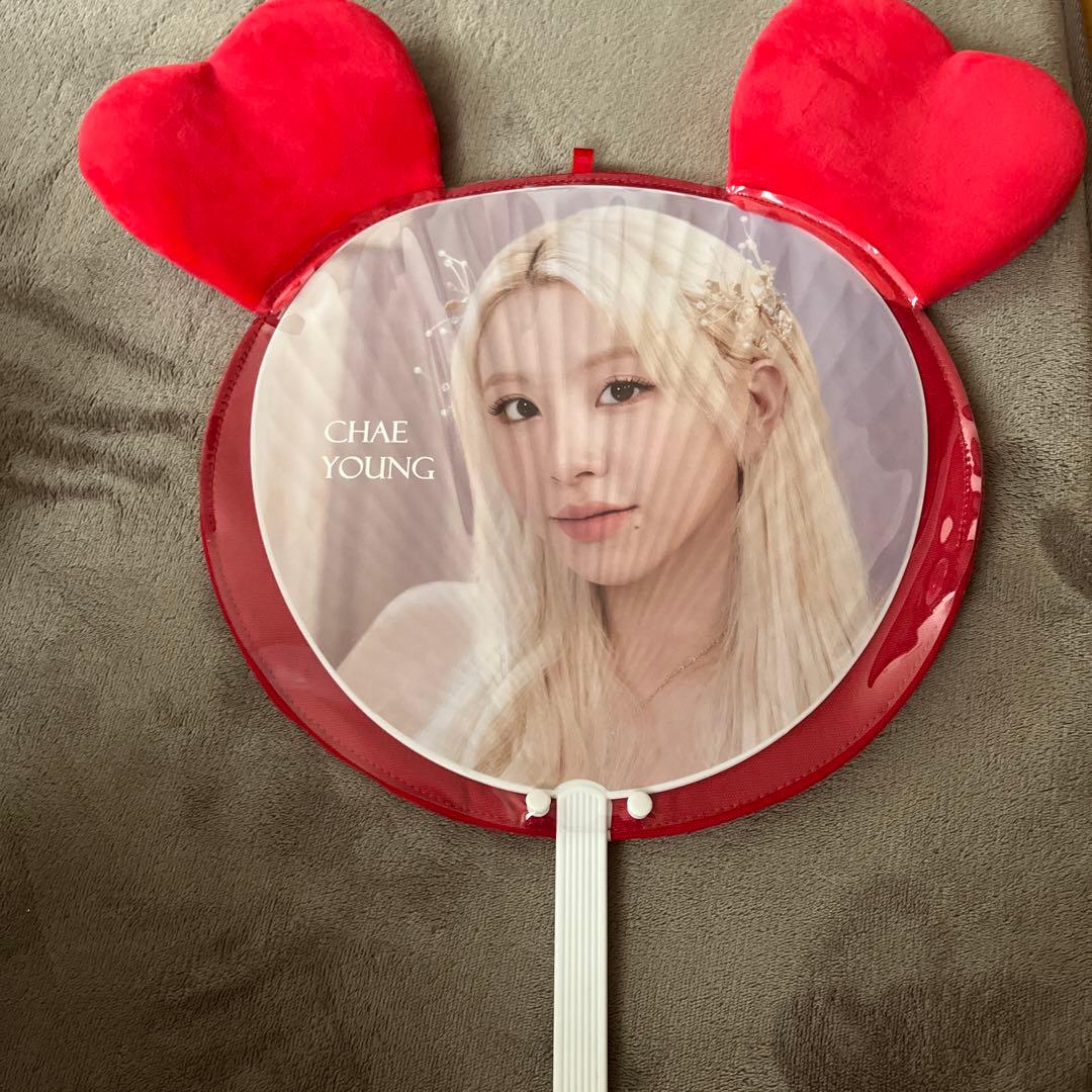 TWICEチェヨンうちわ（うちわケース付き） - メルカリ