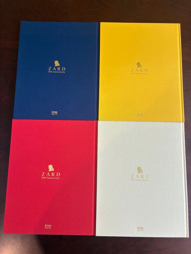 ZARD 20周年記念写真集 全4冊と他2冊　セット