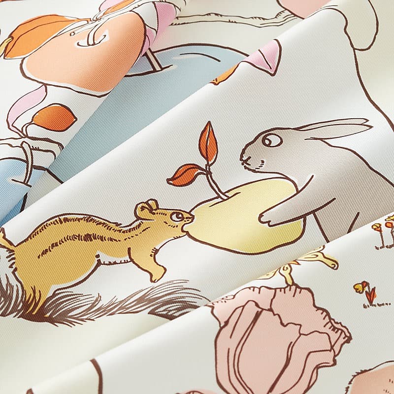 新作　HERMES エルメス　カレ 90 《ル・ポミエ・セリエ》