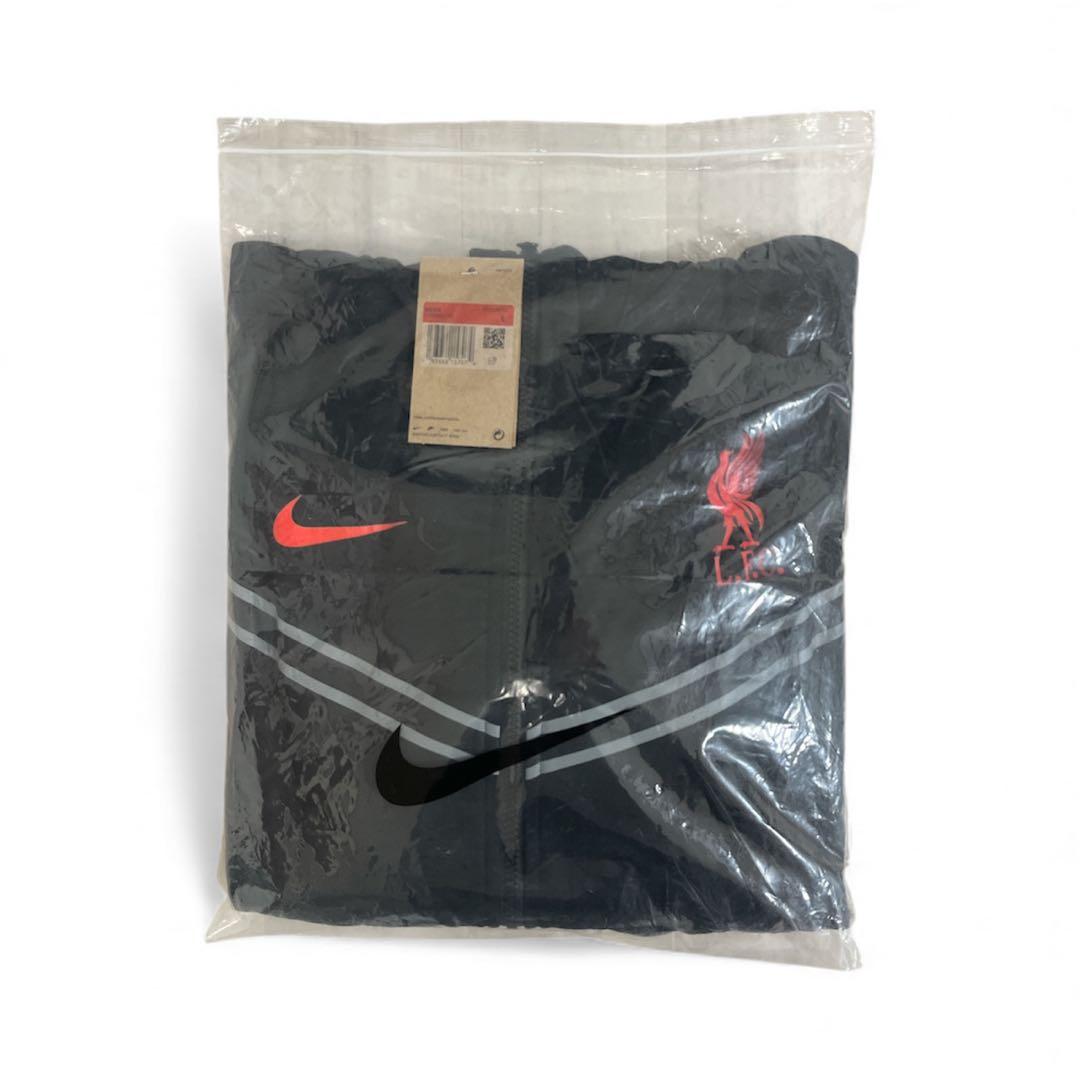 リバプール 遠藤航所属 ナイキ ウェア パーカー XLサイズ 新品未使用品